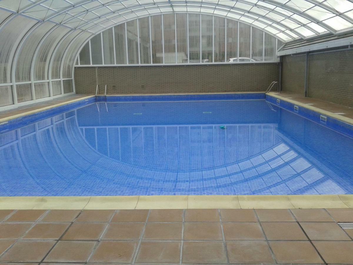 Апартаменты Torre De La Fuente Aprtovistas Piscina Parking Овьедо Экстерьер фото